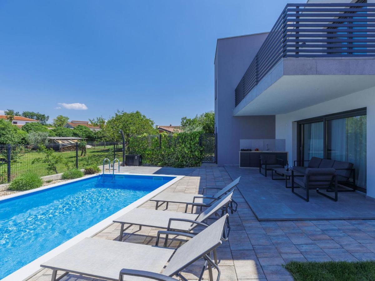 Holiday Home Villa Isabela - Prc423 By Interhome Nova Vas  Eksteriør billede
